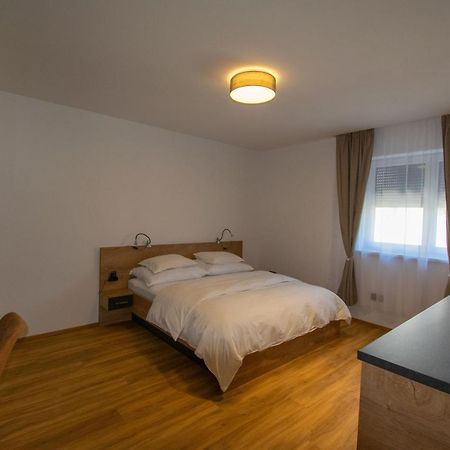 Smart Rooms Wels Exteriör bild