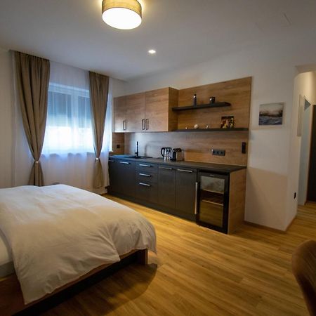 Smart Rooms Wels Exteriör bild