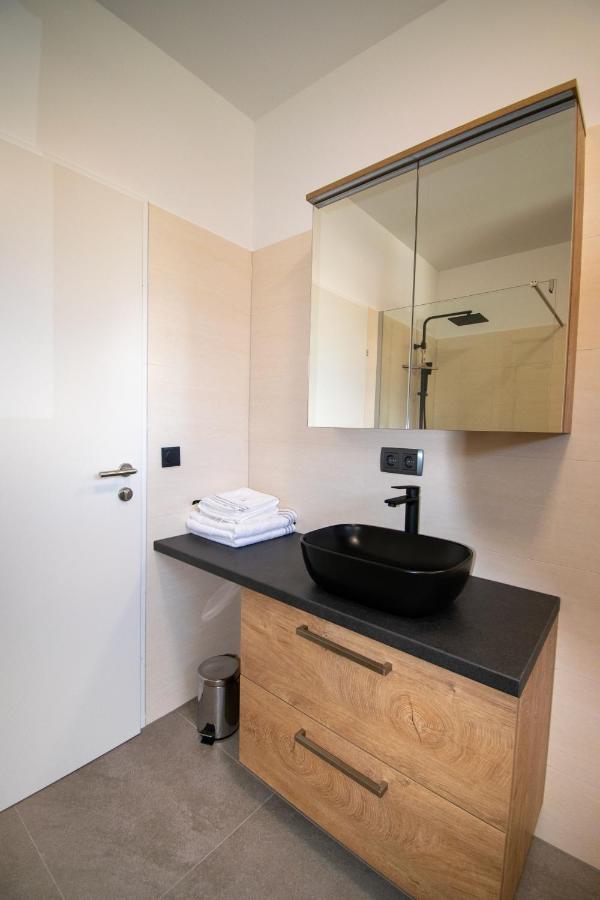 Smart Rooms Wels Exteriör bild